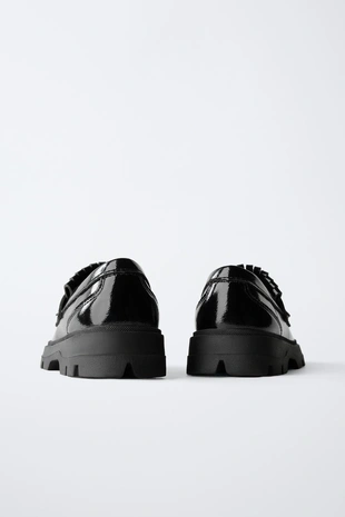 Лоферы с деталями- Заказать в России