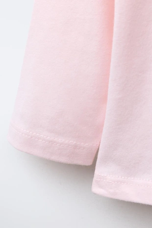 Однотонная футболка с длинными рукавами