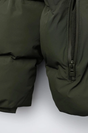 Стеганое пальто с нашивкой WATER REPELLENT- Заказать в России