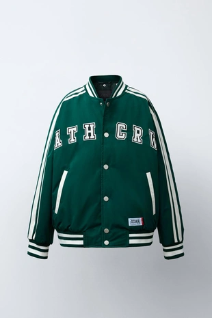Стеганый бомбер в стиле VARSITY со съемным капюшоном - Заказать в России