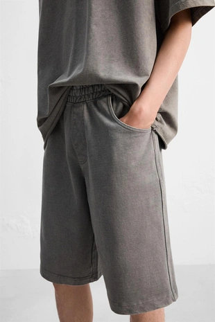 Бермуды спортивные свободного кроя- Заказать в России