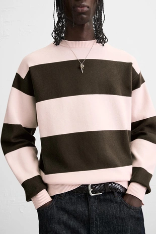 Свитер из мягкой ткани с рельефным узором- Заказать в России