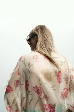 Полупрозрачная рубашка с цветочным принтом- Заказать в России