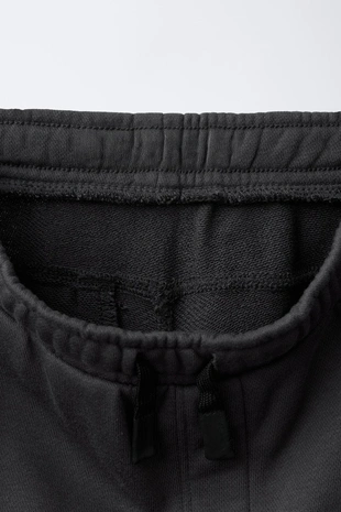 Брюки-джоггеры из мягкой ткани- Заказать в России