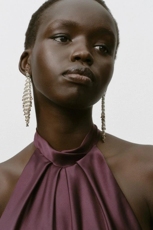 Платье миди с горловиной халтер