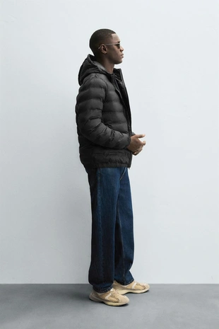 Легкая стеганая куртка с капюшоном- Заказать в России