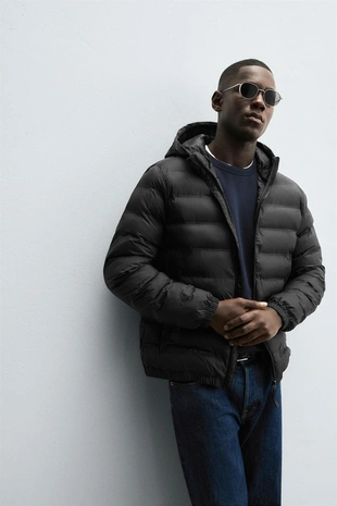 Легкая стеганая куртка с капюшоном- Заказать в России