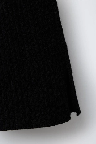 Трикотажные леггинсы FLARE