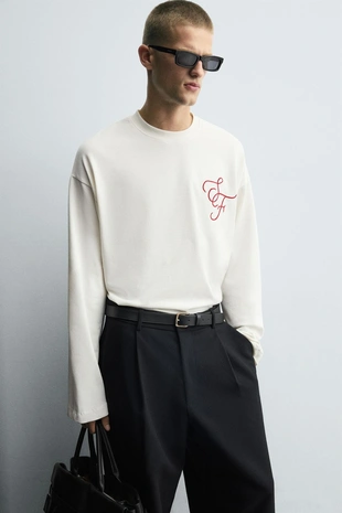 Футболка с вышивкой BOXY FIT- Заказать в России