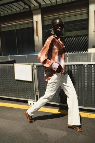 Атласная рубашка с принтом- Заказать в России