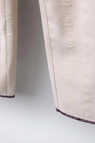 Прямые брюки с цветочным принтом и кружевной отделкой- Заказать в России