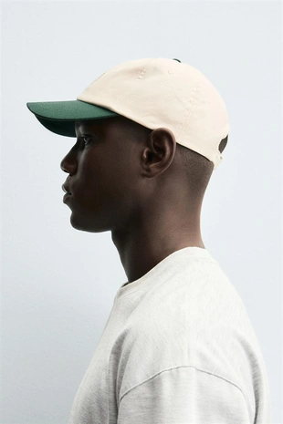 Кепка с комбинированной вышивкой- Заказать в России