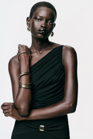 Боди асимметричного кроя со сборками