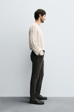 Джинсы SLIM FIT базовые