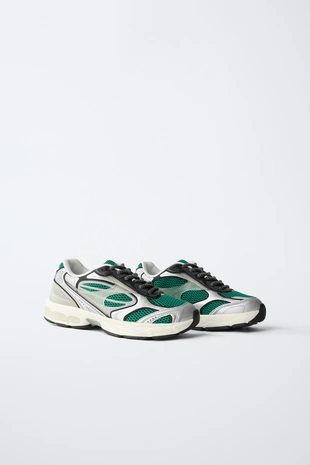 Спортивные кроссовки из сетчатой ткани- Заказать в России