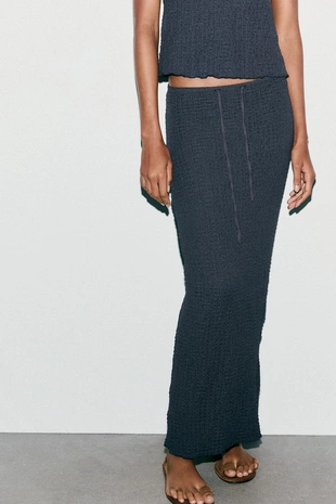 Юбка миди с текстурой