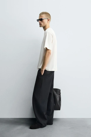 Футболка с текстовой нашивкой- Заказать в России