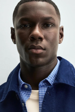 Куртка-рубашка структурного кроя с карманами- Заказать в России