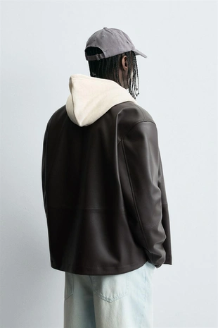 Куртка из искусственной кожи