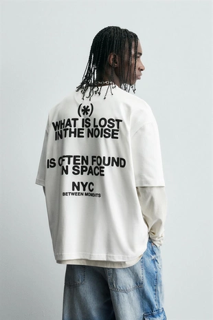 Футболка с прорезиненными принтами- Заказать в России