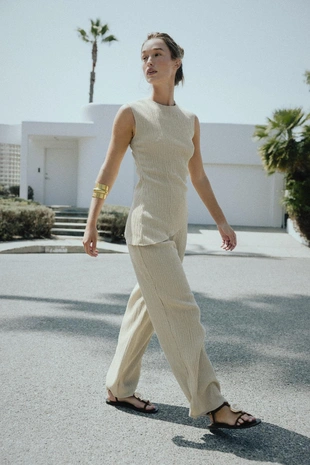 Брюки BAGGY с текстурой- Заказать в России