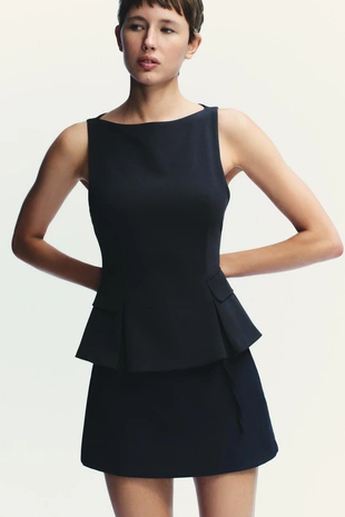 Топ с баской