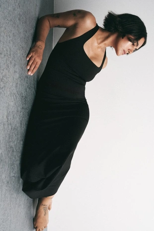 Длинное платье из полиамида- Заказать в России