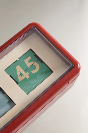 Цифровые часы-шторка- Заказать в России