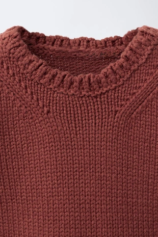 Трикотажный жилет с вышитой рубашкой- Заказать в России