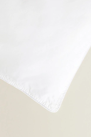 Одеяло с наполнителем FEATHER TOUCH (300 г/м²)- Заказать в России