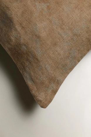 Подушка с цветочным принтом ZARA- Заказать в России