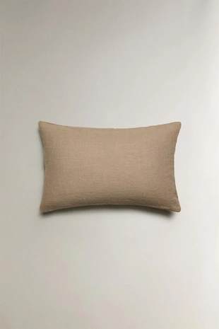 Подушка с цветочным принтом ZARA- Заказать в России