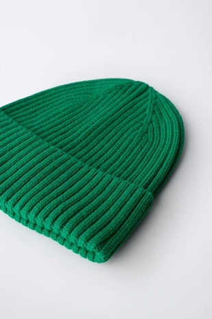 Шапка бини гладкой вязки- Заказать в России