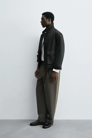 Брюки RELAXED FIT со складками- Заказать в России