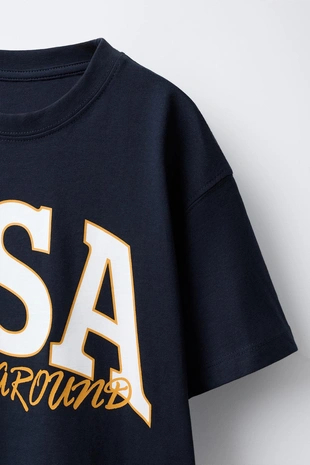 Футболка в университетском стиле