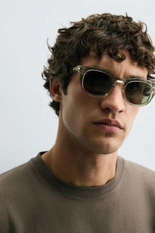 Тяжеловесная футболка с эффектом потертости- Заказать в России