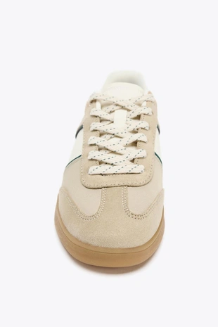 Разноцветные спортивные кроссовки- Заказать в России