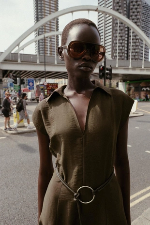 Платье миди с поясом- Заказать в России