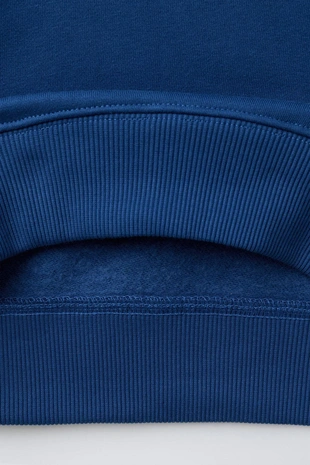 Толстовка с вышивкой и карманом- Заказать в России