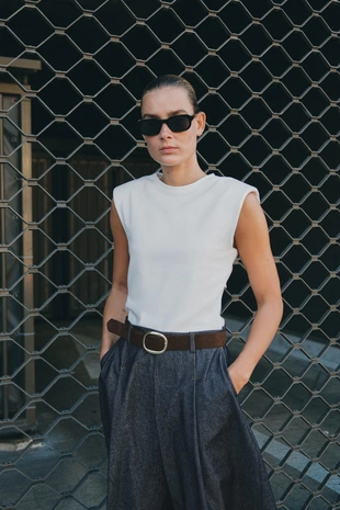 Комбинированное платье с ремнем- Заказать в России