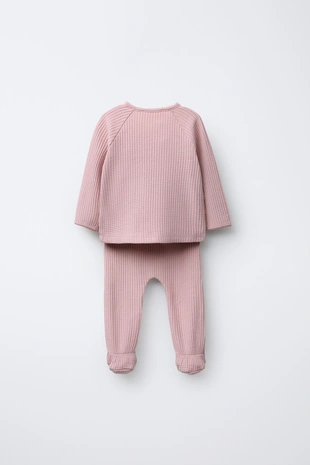 Купить Zara Комплект из футболки и ползунков с рельефным узором