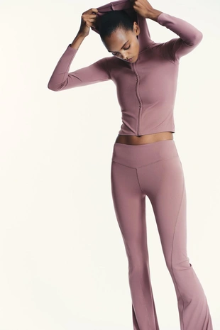 Толстовка SEAMLESS из полиамида- Заказать в России