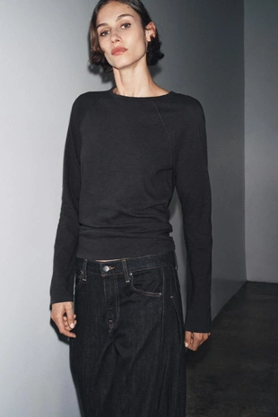 Хлопковая футболка реглан- Заказать в России