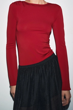 Футболка с длинными рукавами и сборками- Заказать в России