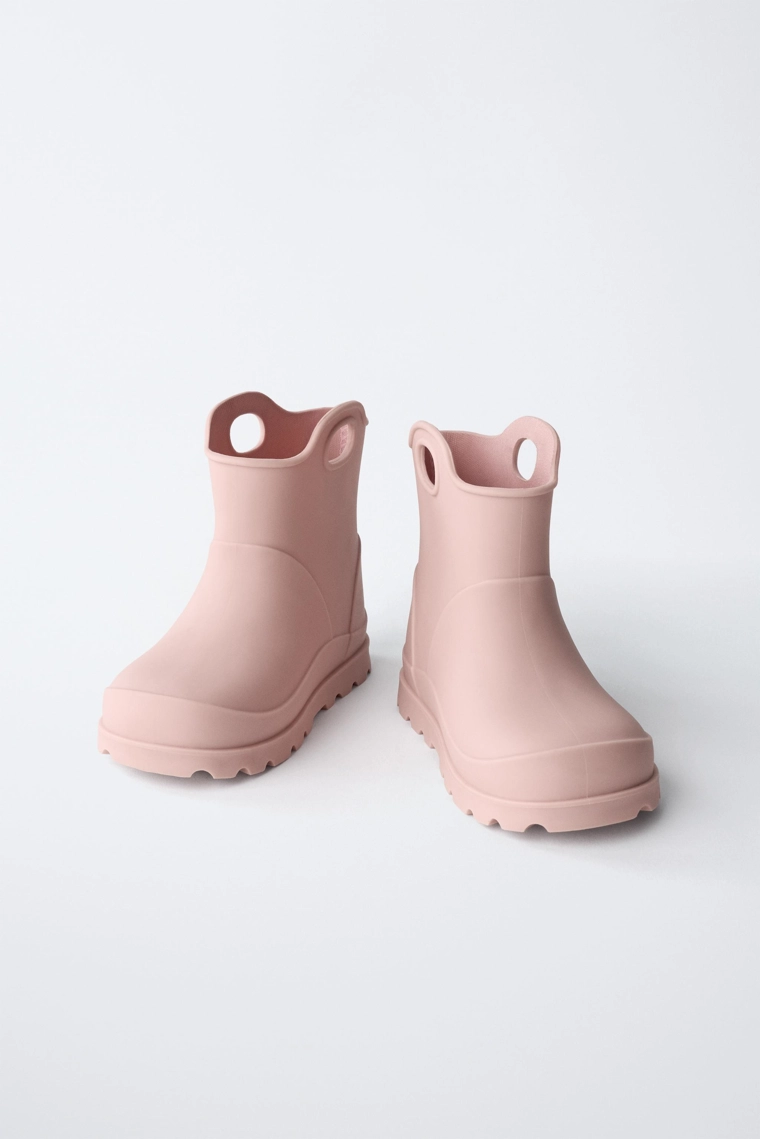 Резиновые сапоги разноцветные