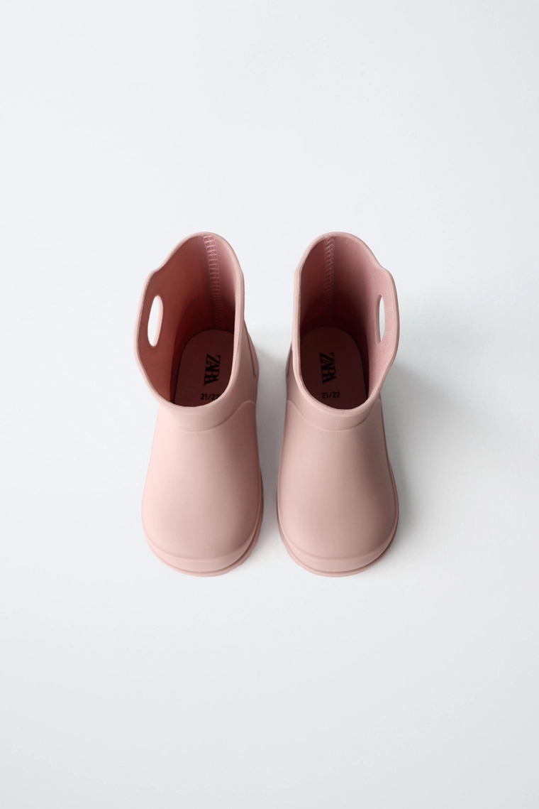 Резиновые сапоги разноцветные