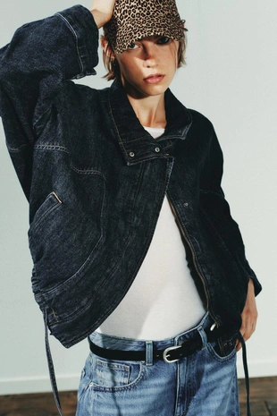 Кепка из саржи с анималистическим принтом- Заказать в России