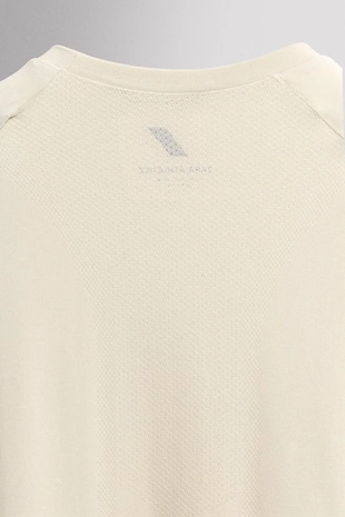 Бесшовная спортивная футболка- Заказать в России