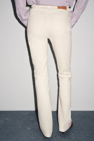 Ecru | 7223/242/712 - Zara Джинсы с брючиной BOOTCUT - слим фит - высокая талия