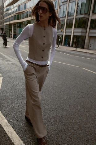 Жилет в клетку- Заказать в России